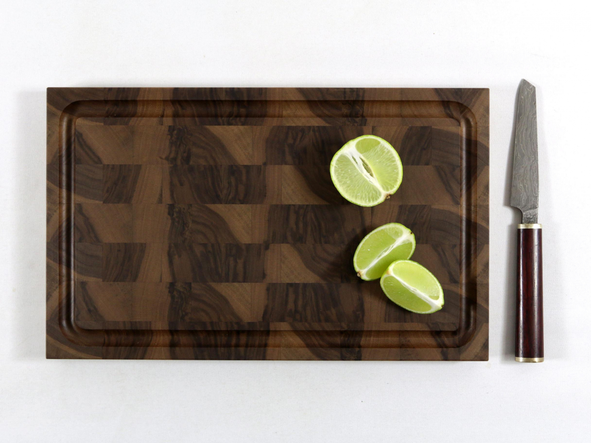 Hirnholzbrett Schwarznussholz 33 x 20,3 x 2 cm