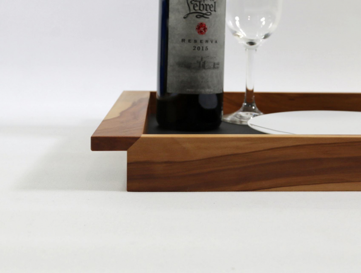 Tablett "wildes" Apfelholz Größe 3