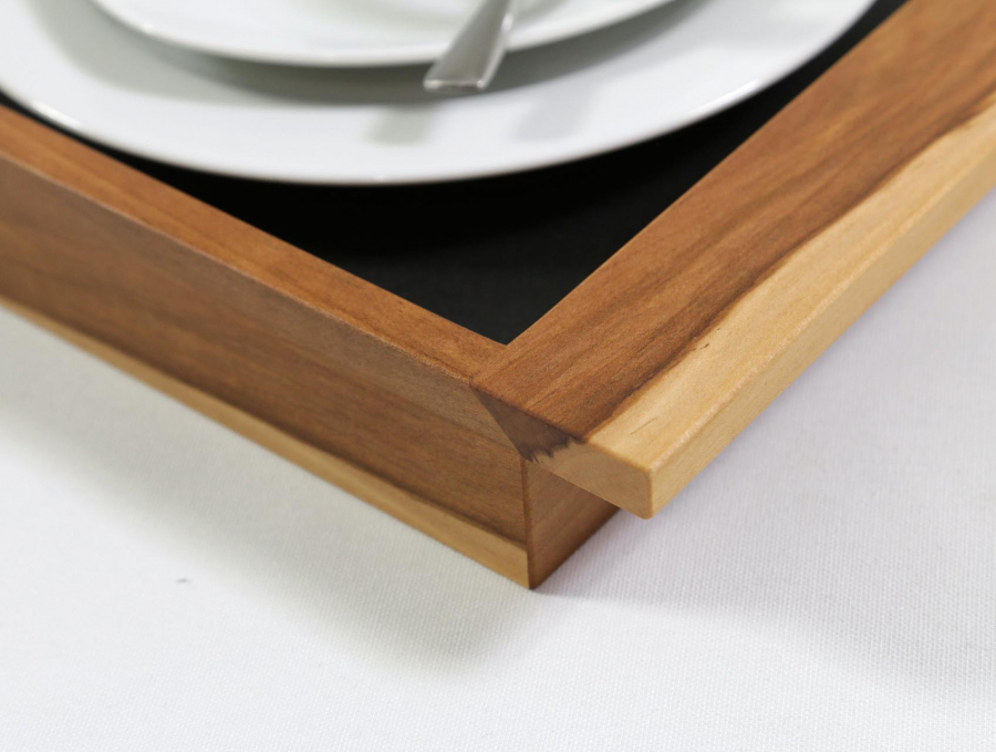 Tablett "wildes" Apfelholz Größe 2